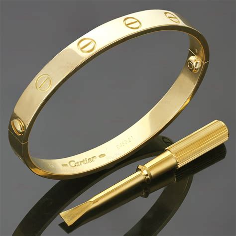 bracelet cartier en or|cartier bracelet with screwdriver.